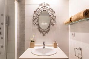 Valencia Doble A Deluxe