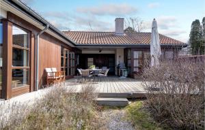 4 Bedroom Beautiful Home In Vejby