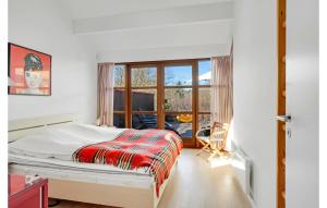 4 Bedroom Beautiful Home In Vejby