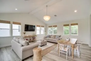 Waveland Vacation Rental with Private Heated Pool - Clermont Harbor