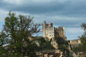 Maisons de vacances In the heart of BEYNAC one of the most beautiful view : photos des chambres