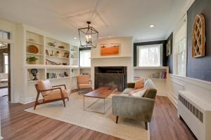 Historic Waterfront Retreat w Grill in Hagerstown