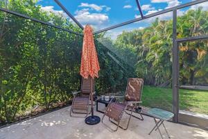 Pool Home Near Beaches and Downtown 5th Ave.