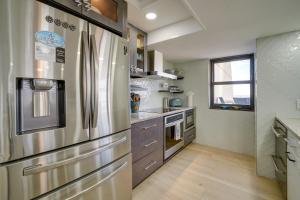 Atlantic City Condo with Community Pool!