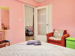 Sakura Hut opposite the Panathenaic Stadium