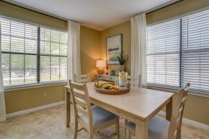Kerrville Vacation Rental Across From River Trail!