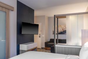 SpringHill Suites by Marriott Overland Park Leawood