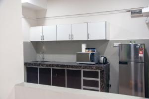 Five H Family Service Apartment