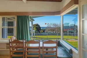 Dar-el -Great Old World Charm, pet friendly home!