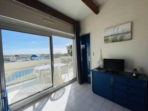 Appartement proche plage Richelieu avec piscine, clim et parking - FR-1-723-14