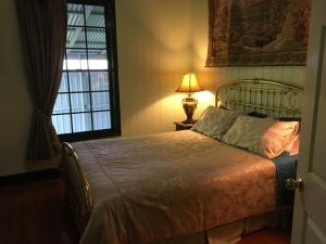 Pitstop Lodge Guesthouse B&B