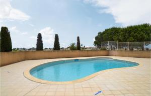 Maisons de vacances Amazing home in Portiragnes with Outdoor swimming pool and 3 Bedrooms : photos des chambres