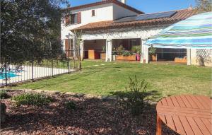 Maisons de vacances Amazing Home In Canet With Wifi, Private Swimming Pool And Outdoor Swimming Pool : photos des chambres