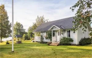 Gorgeous Home In Ljung With Kitchen - Bitterna