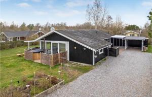 3 Bedroom Cozy Home In Dannemare