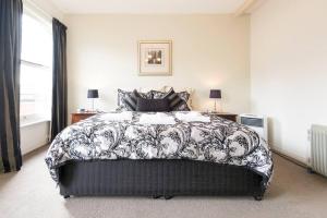 Hobart CBD Premium Apartment, 3 mins to waterfront
