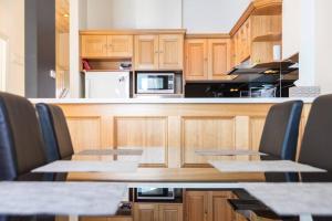 Hobart CBD Premium Apartment, 3 mins to waterfront