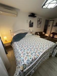 Appartements Ravissante suite avec jacuzzi : photos des chambres