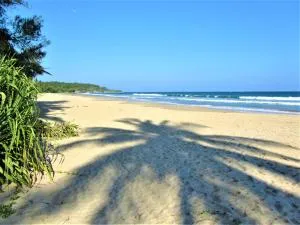 Isana Beach House - Sinimodera