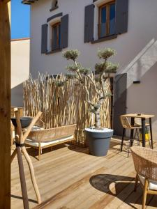 Intense Boutik-Hôtel