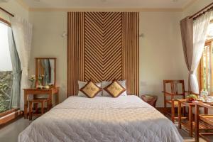 Little Garden Bungalow