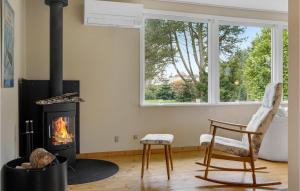 Awesome Home In Væggerløse With Kitchen