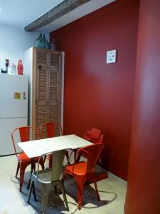 Maisons de vacances La Grande Maison Rouge : photos des chambres