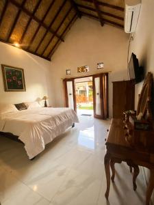 Phòng Giường Đôi Hạng Bình Dân (Budget Double Room)