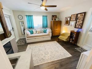 Coastal Chic Suite with Kitchenette and Private Entrance