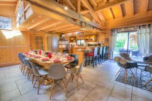 Anna - Chalet - BO Immobilier- Châtel -Reduced prices on ski passes Châtel & Portes du Soleil