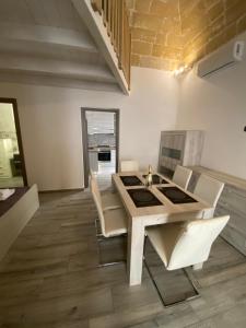 Central Blu House Gallipoli