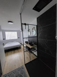 Maisons de vacances Spa Privatif - Au 49 Grande rue : photos des chambres