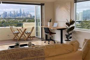 Spectacular views over Albert Park