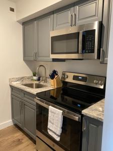 Stylish 1 bedroom Apartment in Gadsden, AL - 4hvězdičkové hotely ve městě Gadsden