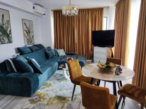 Marine Apartment 2