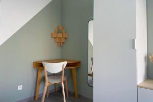 Appartements Studio design tout equipe avec netflix & terrasse : photos des chambres