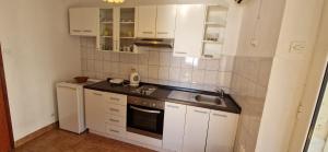 Apartment Davor Komiza