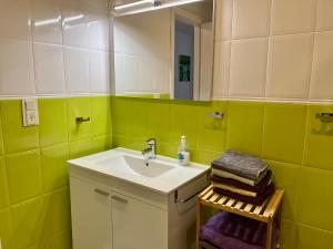 Apartment on the beach with parking and pool