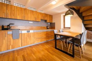 Luxusní byt s terasou v centru