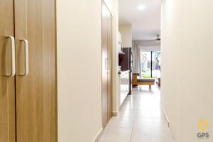 hermoso depa con vista a la marina by G P S rentas