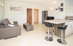 Beautiful Home In Barjac With Wifi