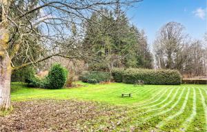 3 Bedroom Cozy Home In Ottré