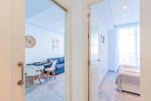 GEMELOS sea view apartment