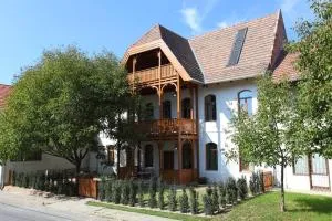Swiss villa in the Danube Bend - Nagymaros