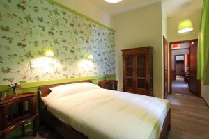 Swiss villa in the Danube Bend