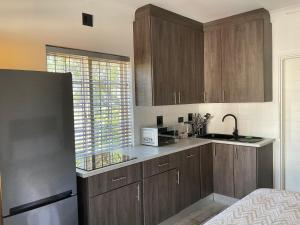 Seaside serenity : Modern Driftsands apartment