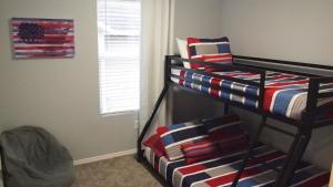 3BR Condo Near The Strip - Pool - FREE TICKETS INCLUDED - VIN2912-3