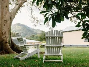 The School House and Garden - family friendly home short drive from Berry, Nowra and Kangaroo Valley) - West Cambewarra