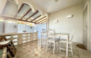 Stunning Home In Marina Di Lizzano