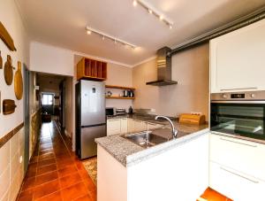 FLH Tavira Central Town House with Terrace & Rooftop